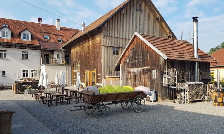 Restaurant Historischer Dorfgasthof Hirsch